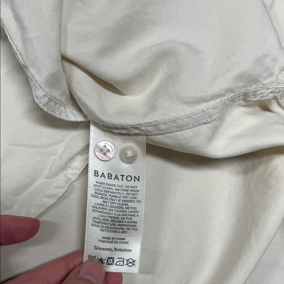 Aritzia Cream Button-Up Shirt - Picture 5 of 6